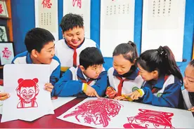 河声丨从两会看民生改善的“加减乘除”——聚焦2025全国两会③图片