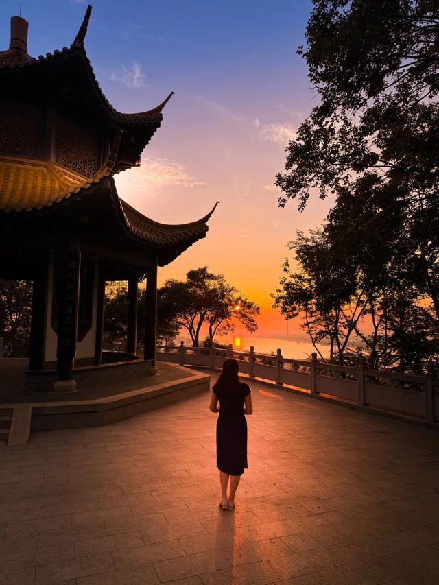 青春没有售价！通知书可抵票价~