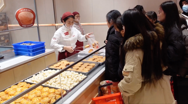 这“三件套”火了，凭啥？