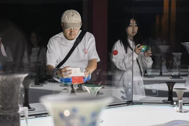 东城启动“微风露台·光影时光”文化探访活动