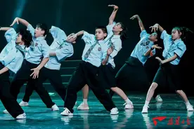 2024海峡两岸青少年街舞邀请展演举行图片