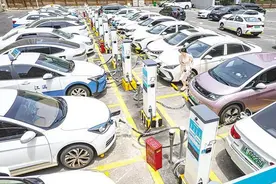 武汉光谷首座液冷超充站启用图片