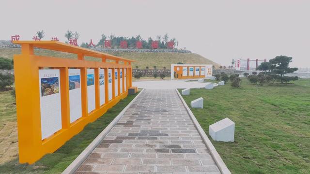 沿着黄河遇见海 | 采访团走进东平黄河文化广场：观三水交汇处的文明灯塔