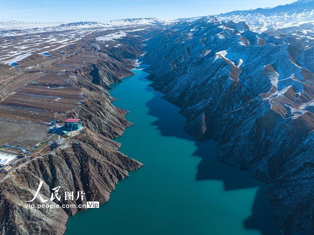 新疆玛纳斯：肯斯瓦特景区冬日美如画