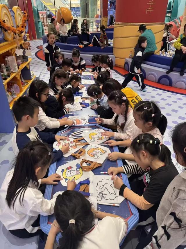 3折大促！上美影泡泡米开业半年接待超54000人次