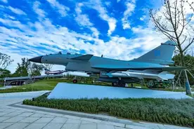 歼-10C究竟有多厉害？成都这座博物馆能近距离看中国战斗机图片