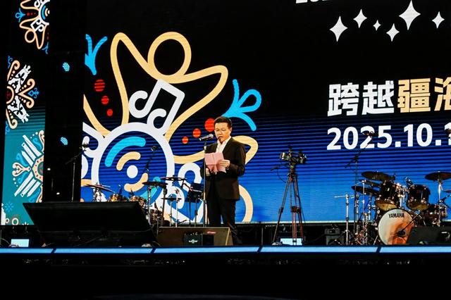 跨越疆海，共鉴繁花，2025上海文化周在南疆环球港喀什水城开幕