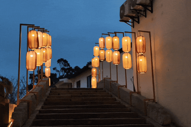 到奉贤·过大年｜青溪幻境，马年灯启，走！抢先探营，看老街被“马灯”悄悄点亮