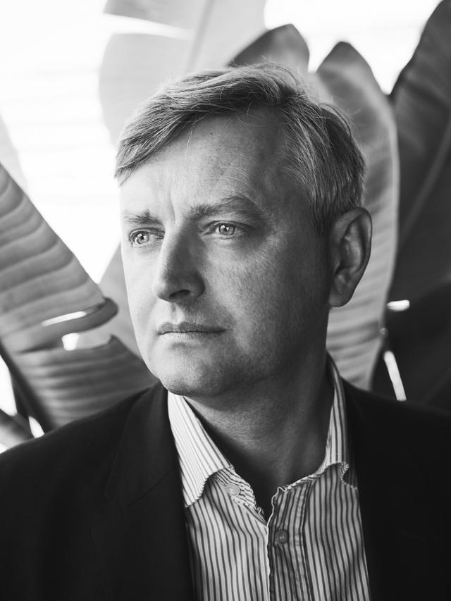 电影是射向未来之箭——对话谢尔盖·洛兹尼察