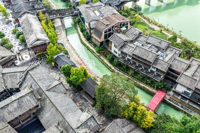 重庆黔江濯水：千年古镇焕新生