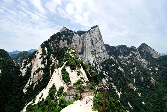 华山景区发布闭园公告