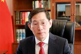 “中乌‘一带一路’务实合作将不断攀登高峰”图片