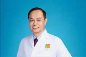 深圳95后男子每天嚼槟榔，牙痛半年，检查发现恶性肿瘤图片