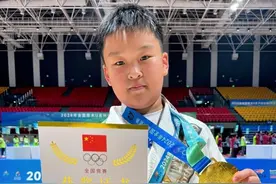 9岁深圳娃越级挑战、复活逆转，夺得柔术全国总冠军图片