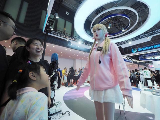 2025世界机器人大会，小朋友们开启“机”遇之旅