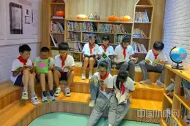 浙江金华金东区塘雅中心学校开展整书阅读手抄报展示活动图片