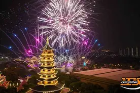 “一起去月亮上写诗”——大型烟花诗剧首映荆州方特五周年暨中秋奇妙夜9月12日诗意启幕图片