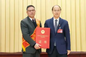 中国石油公布2024年度表彰名单！一批集体和个人受表彰！图片