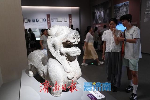 抓住暑期“尾巴”探寻馆藏文物里历史与文化的盛宴