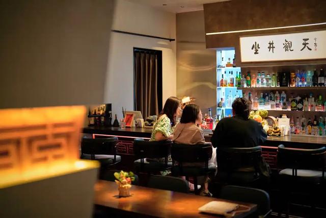 来东四南“微度假”！挑战全网最全“潮东里”打卡攻略→