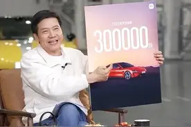 年终讲｜小米初战告捷，雷军用“行走的流量”整顿车圈营销图片
