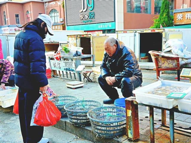 威海人气最旺的早市之一，连游客都说“必打卡”！