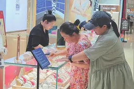 七夕节将至，“浪漫经济”爱“你”没商量图片