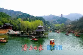 春风吹，红叶谷开启“花花世界”图片