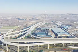 淄博快速路今日“串线成环”图片