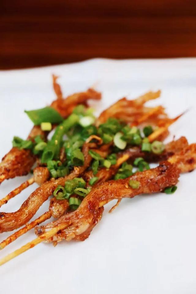 一年逛两次莲花西路，每次都有新感觉