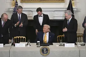 白宫首届加密货币峰会落幕，一窥感激与失望背后的利益关系网图片