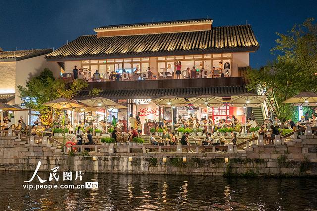 上海：国庆中秋假期 城市“微度假”升温