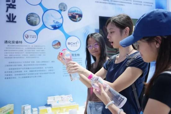 吉聚匠心 星耀山城｜别样“吉”聚！吉林展区“吃喝玩乐”一站式解锁