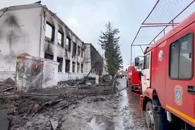 乌军称在俄库尔斯克方向发起大规模进攻图片