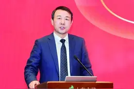 东方视角的海上丝路：“另一半世界史” 高洪雷新作《海上丝绸之路：从青岛到红海》出版图片