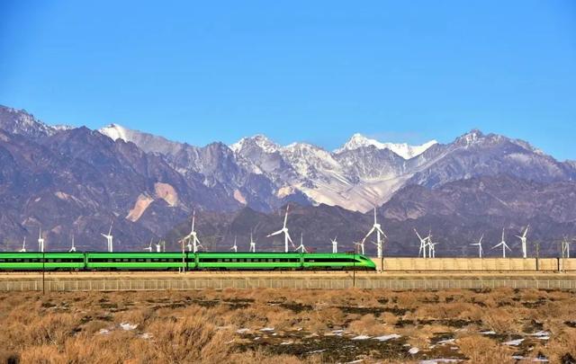 坐火车即刻出发，武汉→冰川