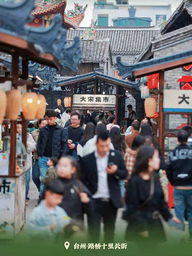 来浙江跨年的N个理由：逛大宋市集，观震撼花雨，体验“登科之路”