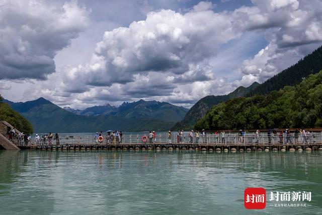 旅游小镇里 经济发展与生态保护相得益彰丨闪光60年 致亲爱的西藏