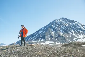 冰川上的“来客”——北极黄河站站长胡正毅讲述中国极地科考故事图片