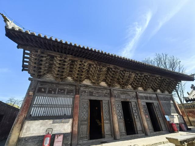 长治传真｜五凤楼：古建“圈粉”带火一片好风光