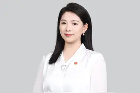 2024齐鲁最美教师 | 于雯：以语育人，以文化人，在学生心田播下文化自信的种子图片