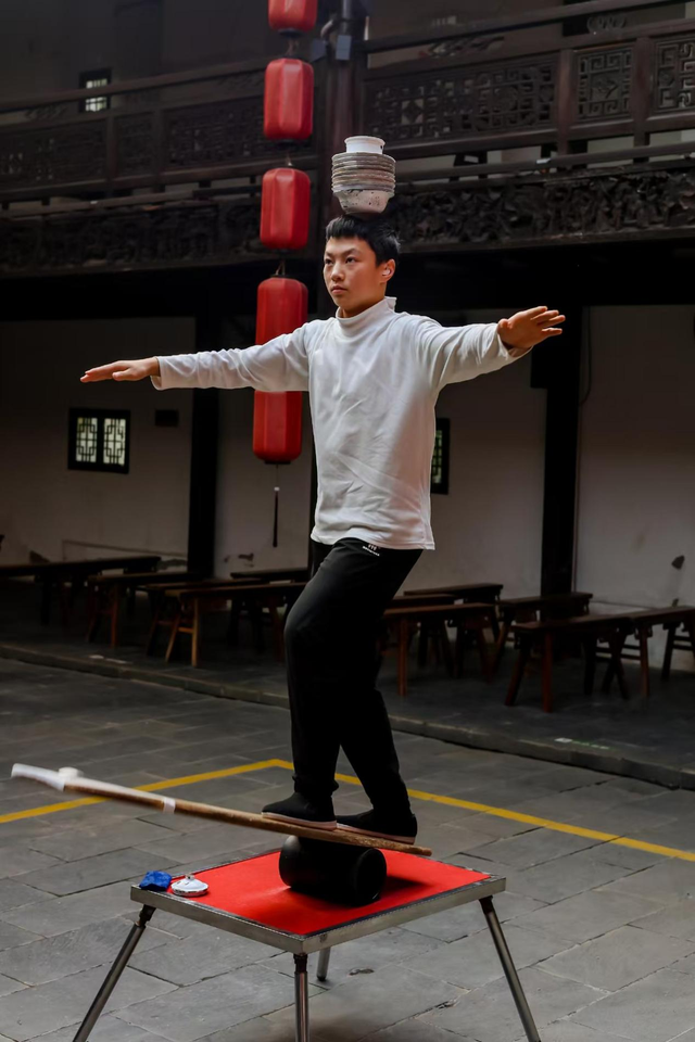 簪花舞+杂耍秀！沉浸式解锁花博汇秋冬限定浪漫