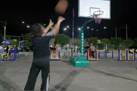 杭州人运动基因有多猛 女篮队长70岁照样三步上篮图片