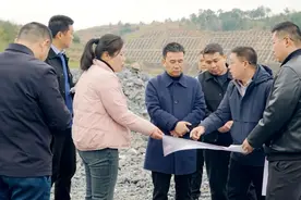 县长徐宁现场办公推进项目建设图片