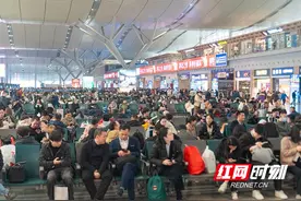 清明假期铁路运输启动 广铁集团预计首日发送旅客223万人次图片
