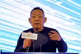 胖东来今年或安排全员出国游！于东来：管理层到欧洲员工到日本，公司掏钱，想让他们看看世界是什么样的图片