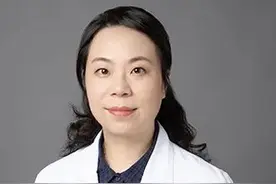 舌头红成草莓色？小心！这可能是传染病的“红色警报”！图片