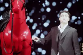 音乐话剧《受到召唤·敦煌》首演！中国国家话剧院用文艺之力“召唤”敦煌未来图片