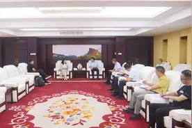 京东集团一行到德化县考察调研图片