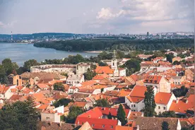 “上海—贝尔格莱德”首条直飞航线开通，上海去这个小众秘境免签国更方便啦图片